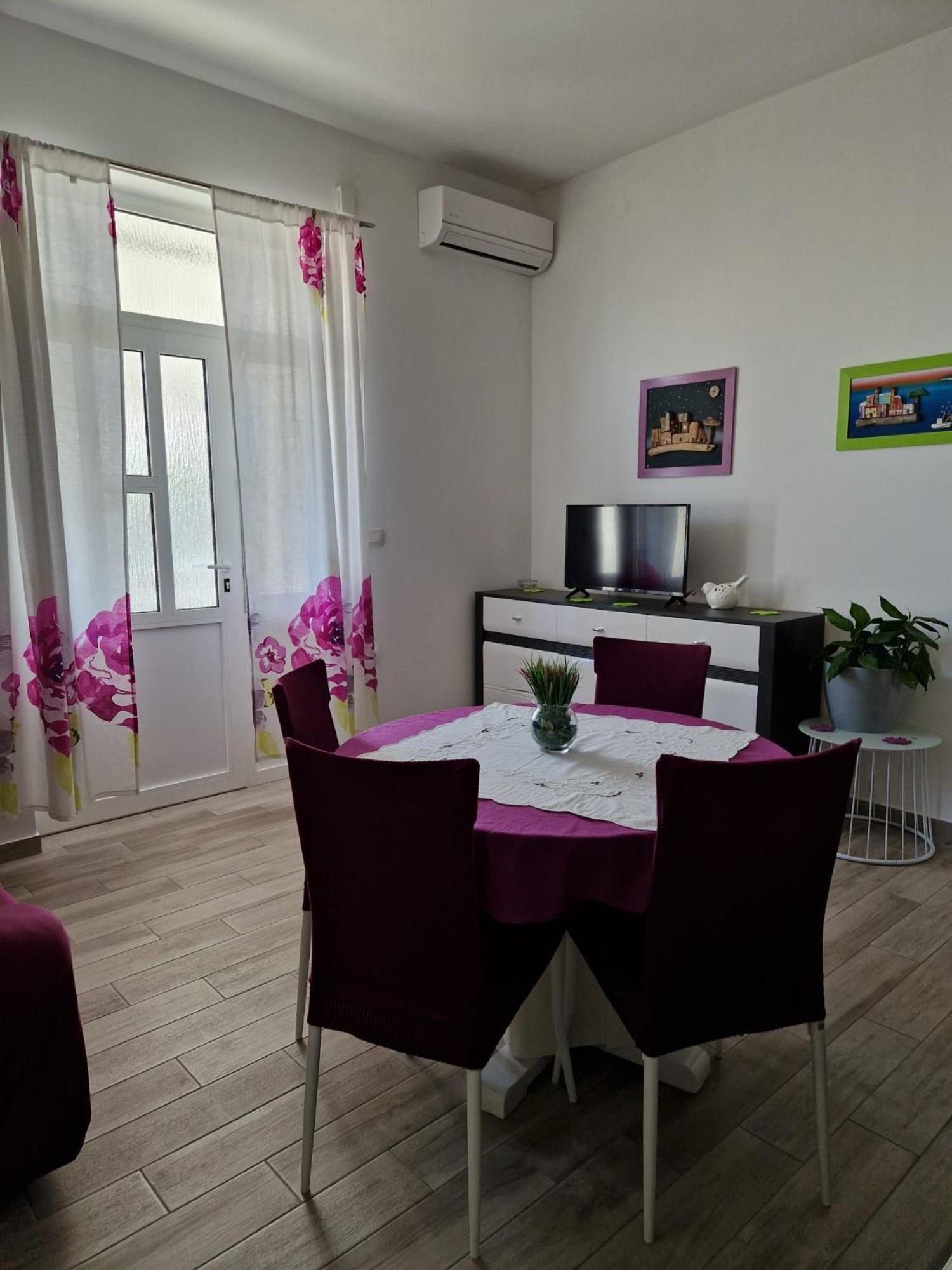 Apartmán Apartman Darka Kaštela Exteriér fotografie